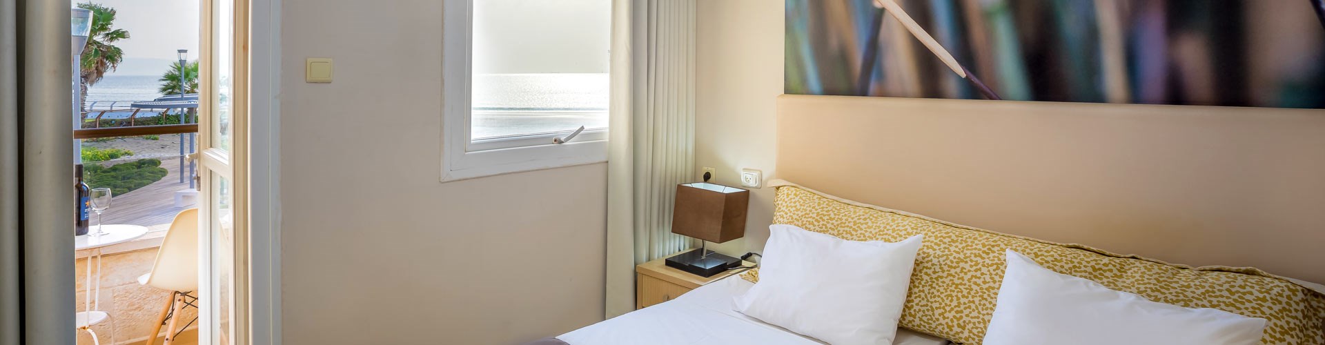 Acco Beach Hotel - rooms