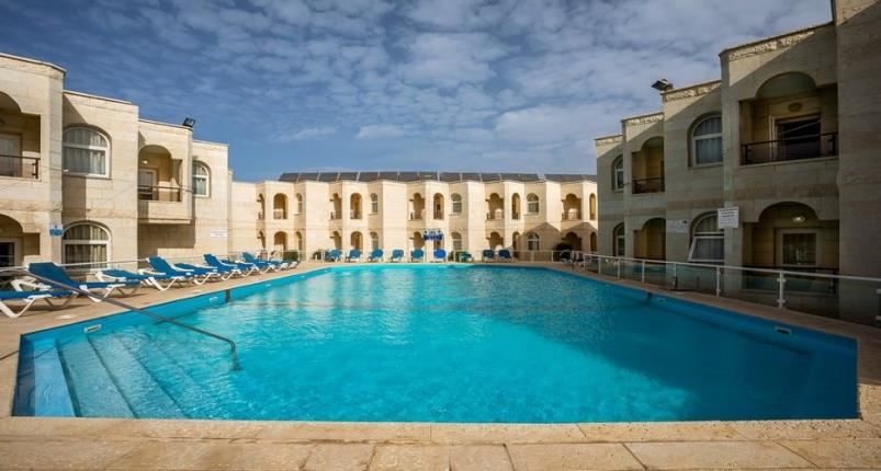 Pool in Acco Beach hotel